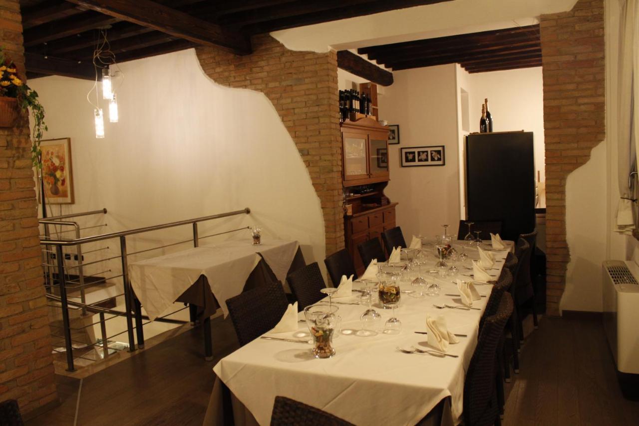 רג'ו אמיליה Hotel La Vecchia Reggio מראה חיצוני תמונה